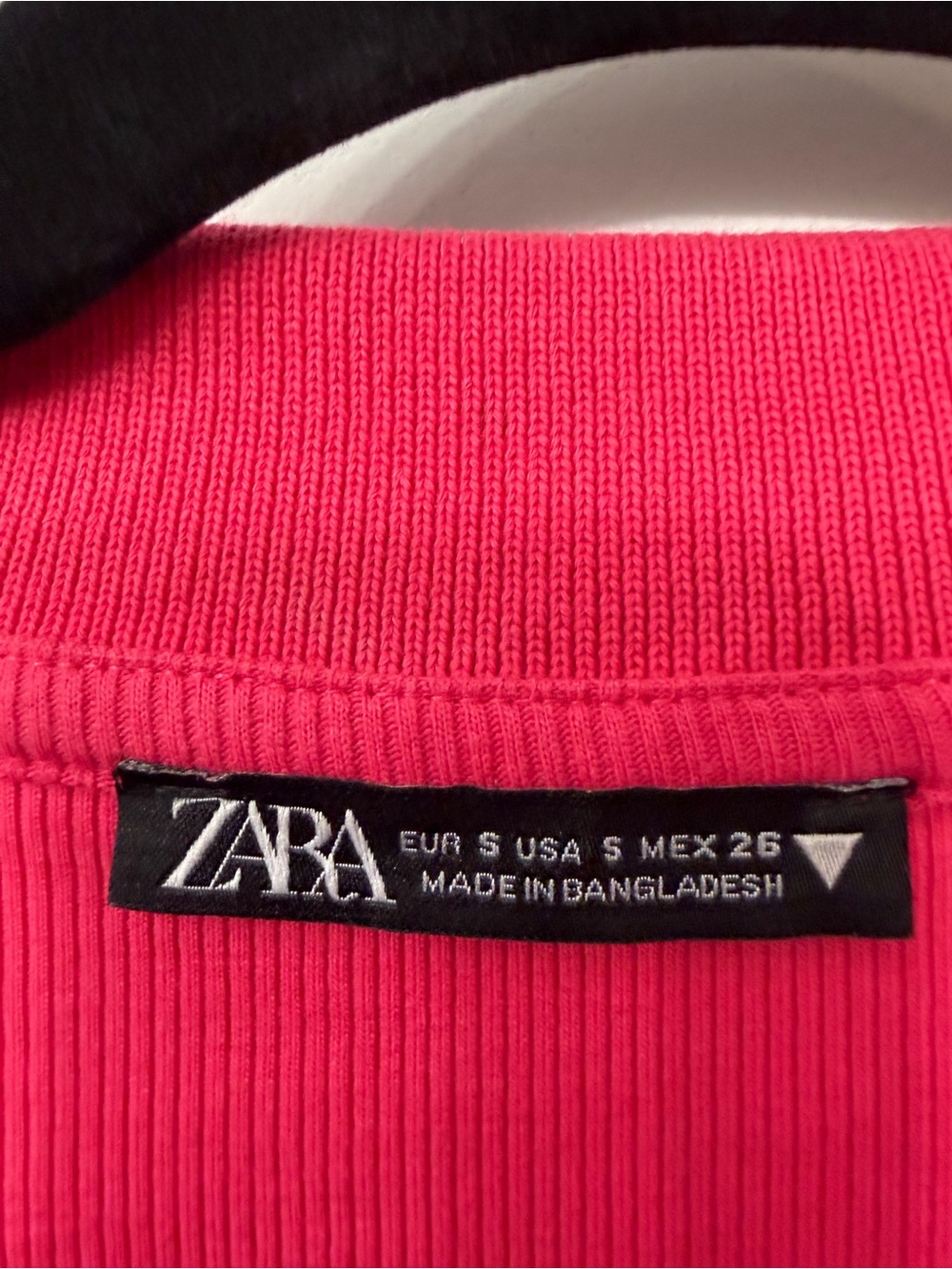 Zara Hot Pink Ribbed Polo V-Neck Top - Picture 3 of 3